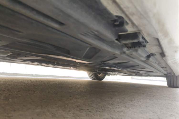 Used Mercedes-Benz E-Class 2021 E 300 L Sporty and Stylish Model Chassis Rear Right