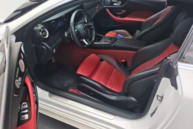Used Mercedes-Benz E-Class 2021 Facelift E 300 Coupe Driver Seat