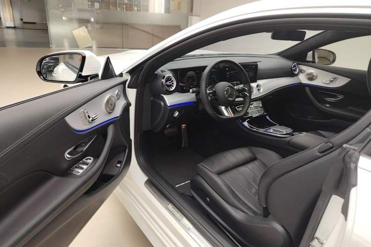 Used Mercedes-Benz E-Class 2021 Facelift E 260 Coupe Driver Seat