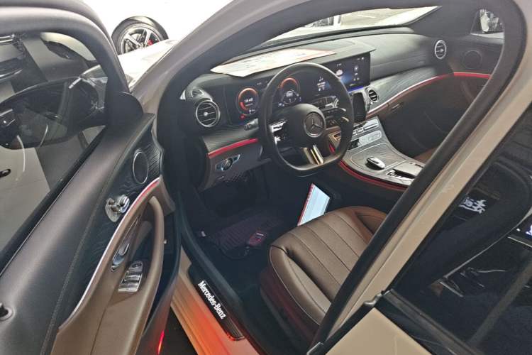 Used Mercedes-Benz E-Class 2021 Updated E 260 Fashion Sport Edition Driver Seat