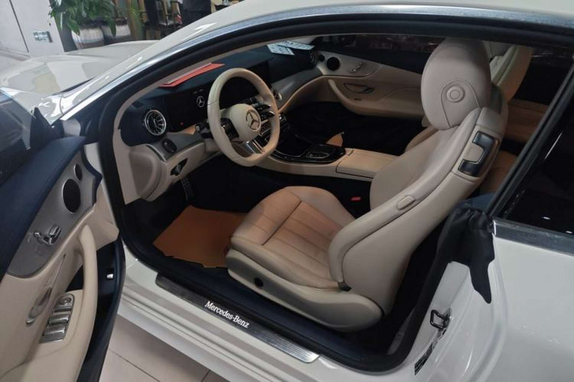 Used Mercedes-Benz E-Class 2021 E 260 Coupe Driver Seat
