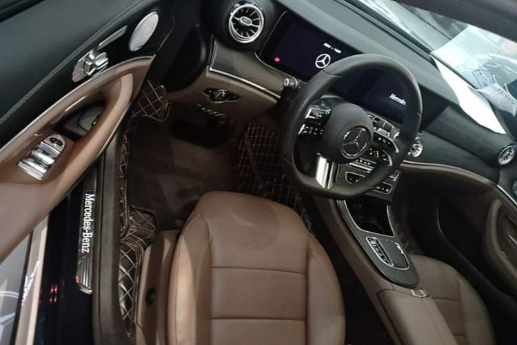 Used Mercedes-Benz E-Class 2021 E 300 L Sport Luxury Edition Driver Seat
