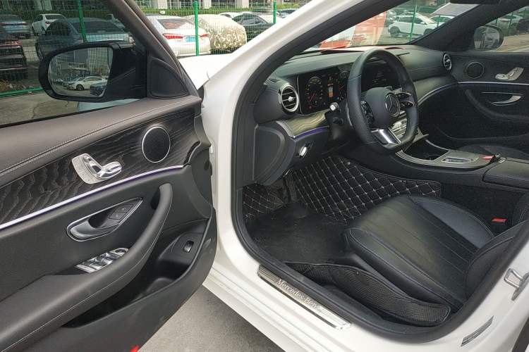 Used Mercedes-Benz E-Class 2021 Updated E 260 Fashion Sport Edition Driver Seat