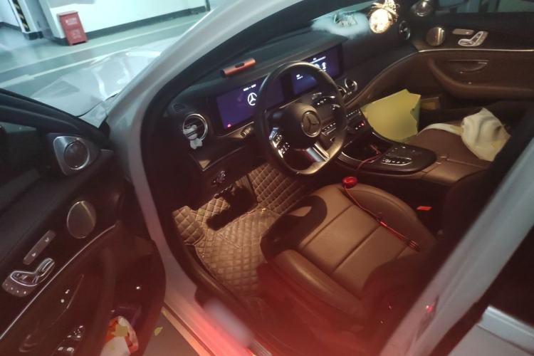 Used Mercedes-Benz E-Class 2021 Restyled E 300 L Sport Luxury Edition Driver Seat
