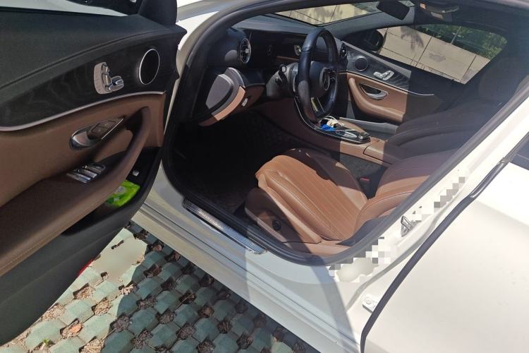 Used Mercedes-Benz E-Class 2021 E 260 Stylish Sports Edition Driver Seat
