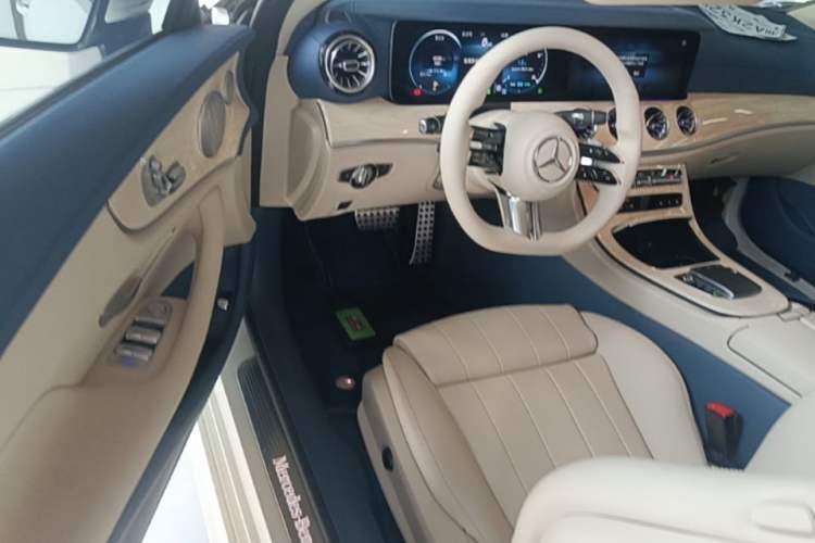 Used Mercedes-Benz E-Class 2021 E 260 Coupe Driver Seat