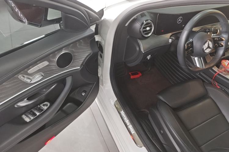 Used Mercedes-Benz E-Class 2021 Facelift E 260 L Sport Edition Driver Seat