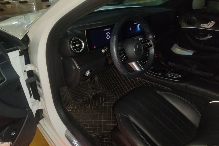 Used Mercedes-Benz E-Class 2021 Updated E 260 Fashion Sport Edition Driver Seat
