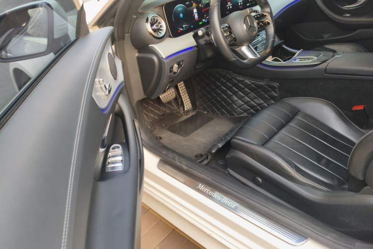Used Mercedes-Benz E-Class 2021 E 260 Coupe Driver Seat