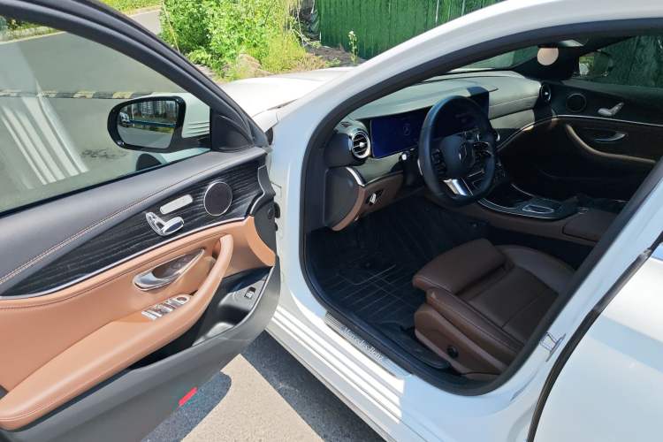 Used Mercedes-Benz E-Class 2021 Facelift E 260 L Sport Edition Driver Seat