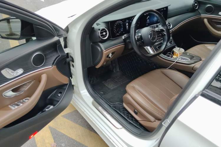 Used Mercedes-Benz E-Class 2021 Updated E 260 Fashion Sport Edition Driver Seat