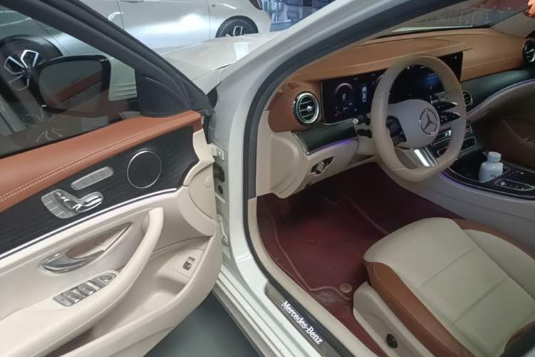 Used Mercedes-Benz E-Class 2021 Restyled E 300 L Sporty and Stylish Edition Driver Seat