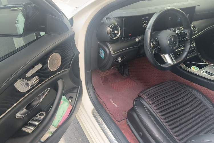 Used Mercedes-Benz E-Class 2021 Restyled E 260 Luxury Sports Edition Driver Seat
