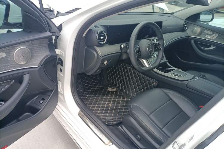 Used Mercedes-Benz E-Class 2021 Restyled E 300 L Sporty and Stylish Edition Driver Seat
