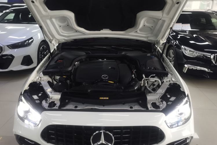 Used Mercedes-Benz E-Class 2021 E 300 Coupe Engine Bay