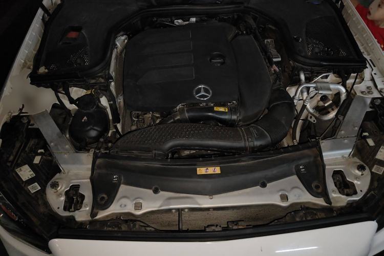 Used Mercedes-Benz E-Class 2021 Facelift E 260 4MATIC Coupe Engine Bay