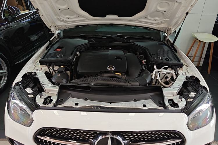 Used Mercedes-Benz E-Class 2021 E 300 L Sport Luxury Edition Engine Bay