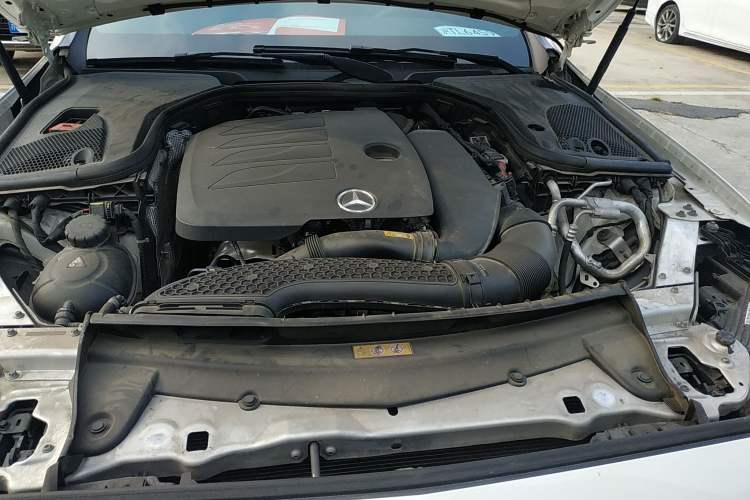 Used Mercedes-Benz E-Class 2021 Updated E 260 Fashion Sport Edition Engine Bay