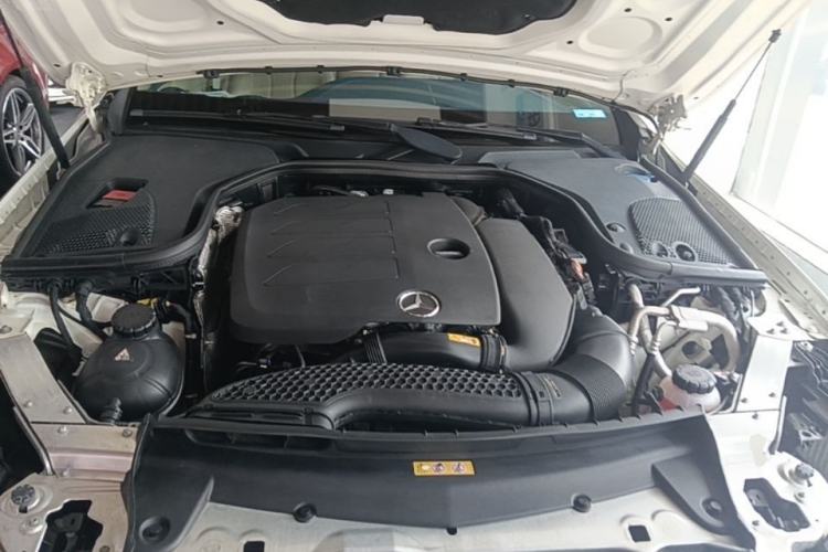 Used Mercedes-Benz E-Class 2021 E 260 Coupe Engine Bay