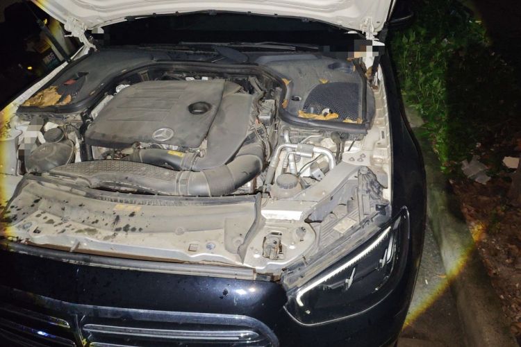 Used Mercedes-Benz E-Class 2021 E 260 Stylish Sports Edition Engine Bay Left