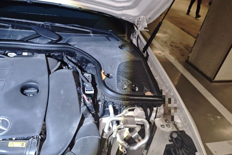 Used Mercedes-Benz E-Class 2021 Updated E 260 Fashion Sport Edition Engine Bay Left