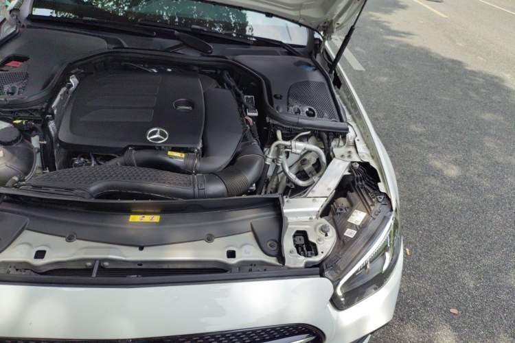 Used Mercedes-Benz E-Class 2021 E 300 L Sporty and Stylish Model Engine Bay Left