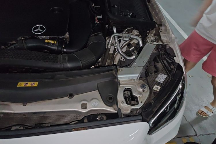 Used Mercedes-Benz E-Class 2021 E 300 L Sport Luxury Edition Engine Bay Left