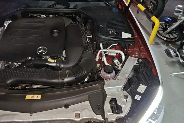 Used Mercedes-Benz E-Class 2021 E 260 Stylish Sports Edition Engine Bay Left