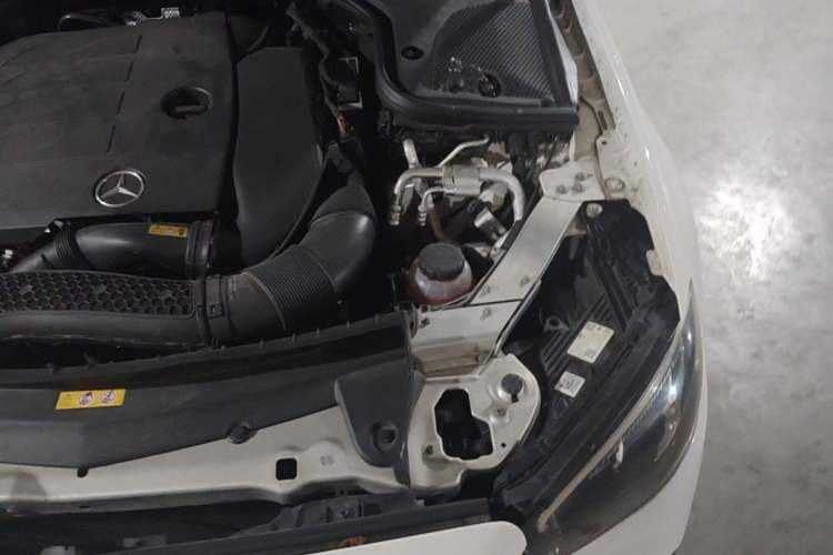 Used Mercedes-Benz E-Class 2021 E 260 Stylish Sports Edition Engine Bay Left