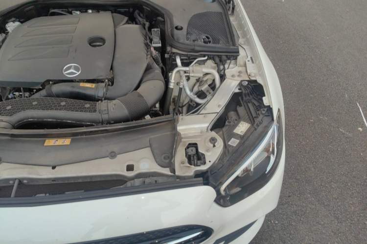 Used Mercedes-Benz E-Class 2021 Facelift E 260 Coupe Engine Bay Left