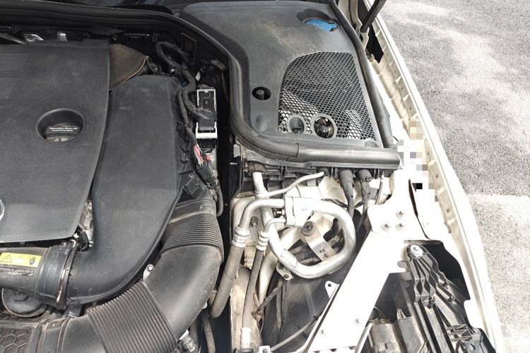 Used Mercedes-Benz E-Class 2021 E 300 L Sporty and Stylish Model Engine Bay Left