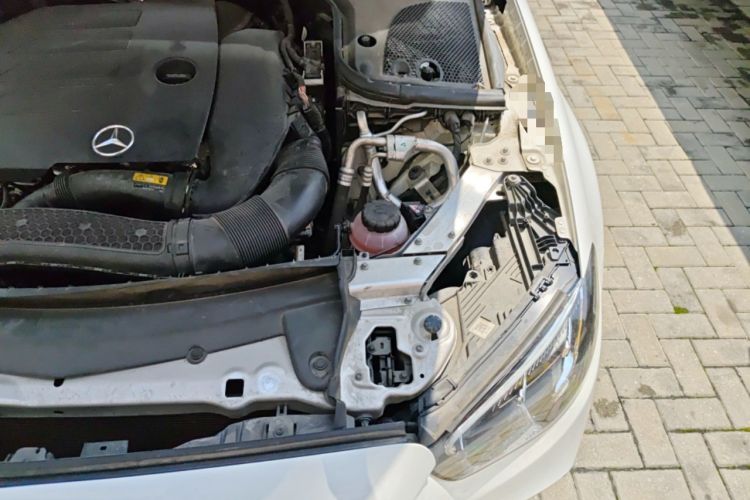 Used Mercedes-Benz E-Class 2021 E 260 L Sport Edition Engine Bay Left
