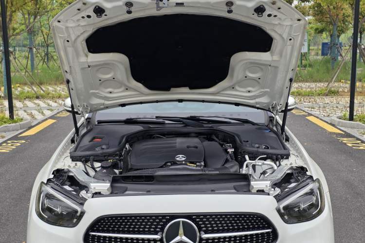Used Mercedes-Benz E-Class 2021 Facelift E 260 L Sport Edition Engine Bay