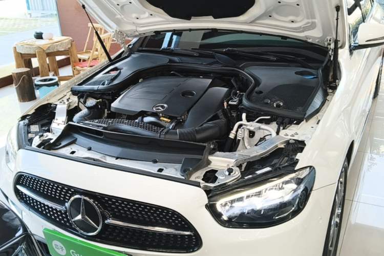 Used Mercedes-Benz E-Class 2021 Facelift E 260 L Sport Edition Engine Bay
