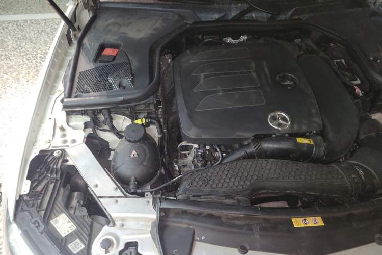 Used Mercedes-Benz E-Class 2021 E 260 Convertible Coupe Engine Bay Right