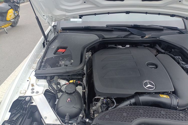 Used Mercedes-Benz E-Class 2021 E 260 Stylish Sports Edition Engine Bay Right