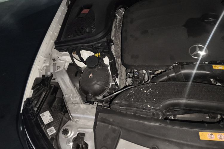 Used Mercedes-Benz E-Class 2021 E 260 Coupe Engine Bay Right