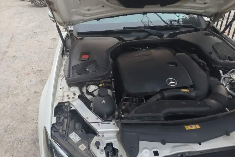 Used Mercedes-Benz E-Class 2021 E 300 L Sporty and Stylish Model Engine Bay Right