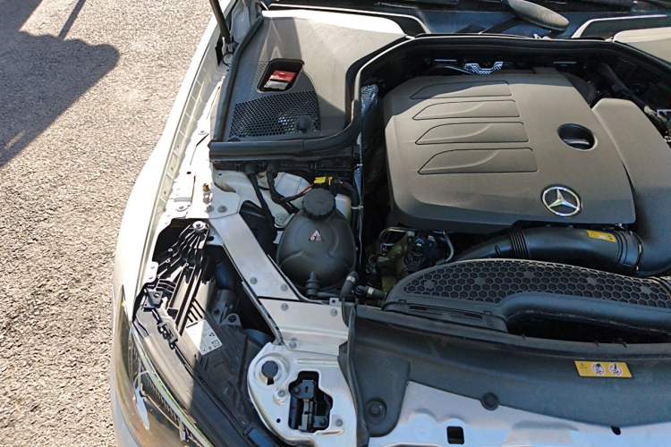 Used Mercedes-Benz E-Class 2021 Updated E 260 Fashion Sport Edition Engine Bay Right