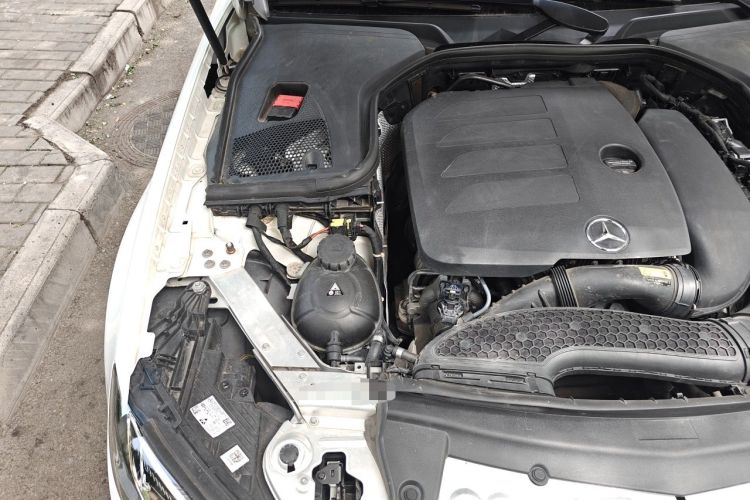 Used Mercedes-Benz E-Class 2021 E 300 L Sporty and Stylish Model Engine Bay Right