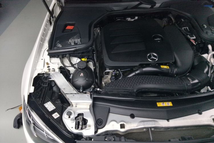 Used Mercedes-Benz E-Class 2021 Facelift E 260 Coupe Engine Bay Right