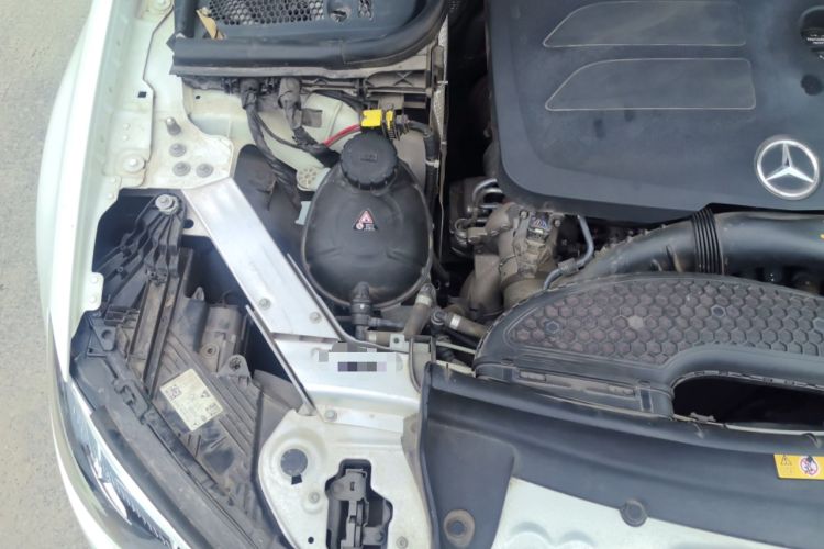 Used Mercedes-Benz E-Class 2021 Updated E 260 Fashion Sport Edition Engine Bay Right