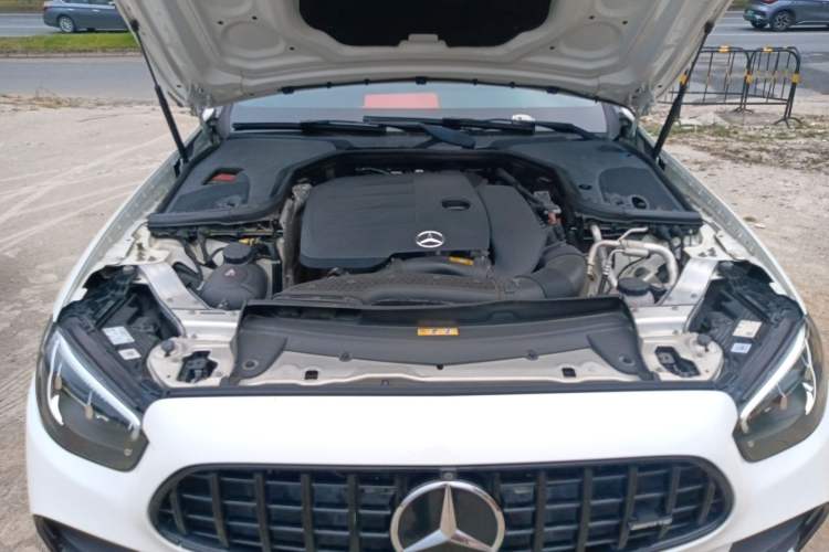 Used Mercedes-Benz E-Class 2021 E 260 Luxury Sports Edition Engine Bay