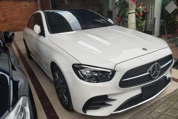 Used Mercedes-Benz E-Class 2021 Restyled E 300 L Sporty and Stylish Edition Exterior 1