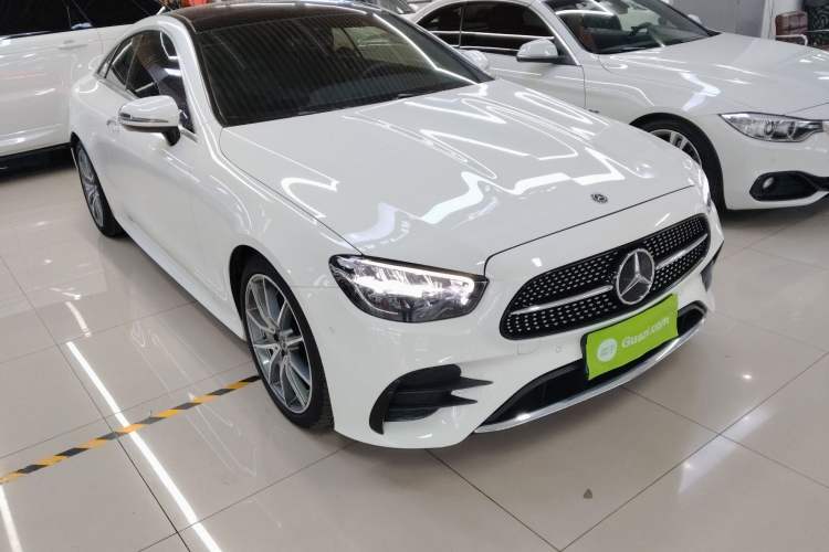 Used Mercedes-Benz E-Class 2021 E 260 Coupe Exterior 1