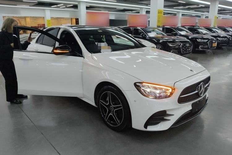 Used Mercedes-Benz E-Class 2021 Updated E 260 Fashion Sport Edition Exterior 1