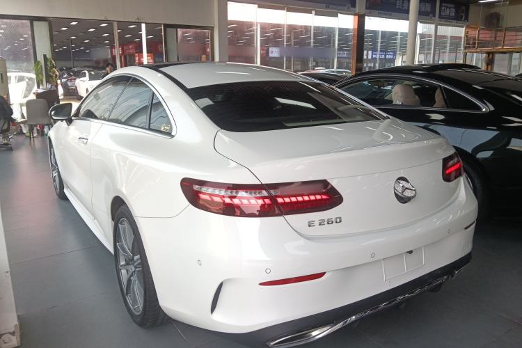 Used Mercedes-Benz E-Class 2021 E 260 Coupe Exterior 2