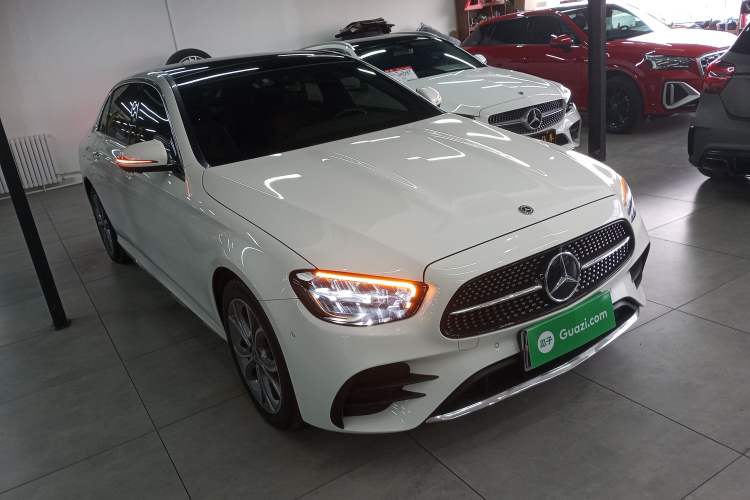 Used Mercedes-Benz E-Class 2021 E 300 L Sporty and Stylish Model Exterior 2