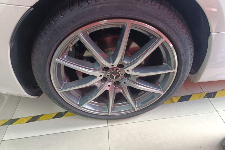Used Mercedes-Benz E-Class 2021 E 260 Coupe Exterior 2