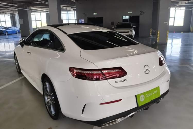 Used Mercedes-Benz E-Class 2021 Facelift E 300 Coupe Exterior 2